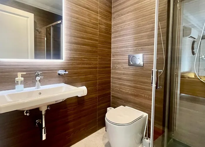 Rosalina Residences Apartment